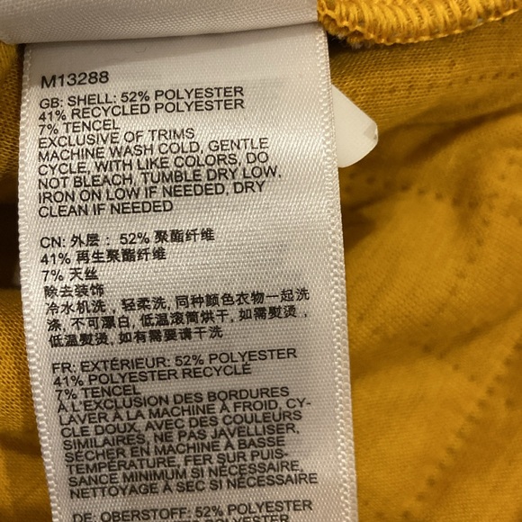 Marmot Women's Roice Crew Neck Pullover
Quilted Sweatshirt Sz M Gold Yellow - Picture 6 of 6